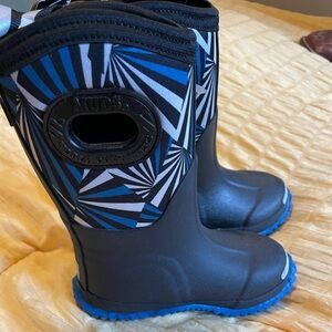 Muds by Nobel Outfitters Insulated Kid Safe‎ Muck Boots! size 7K NWTS Reflective